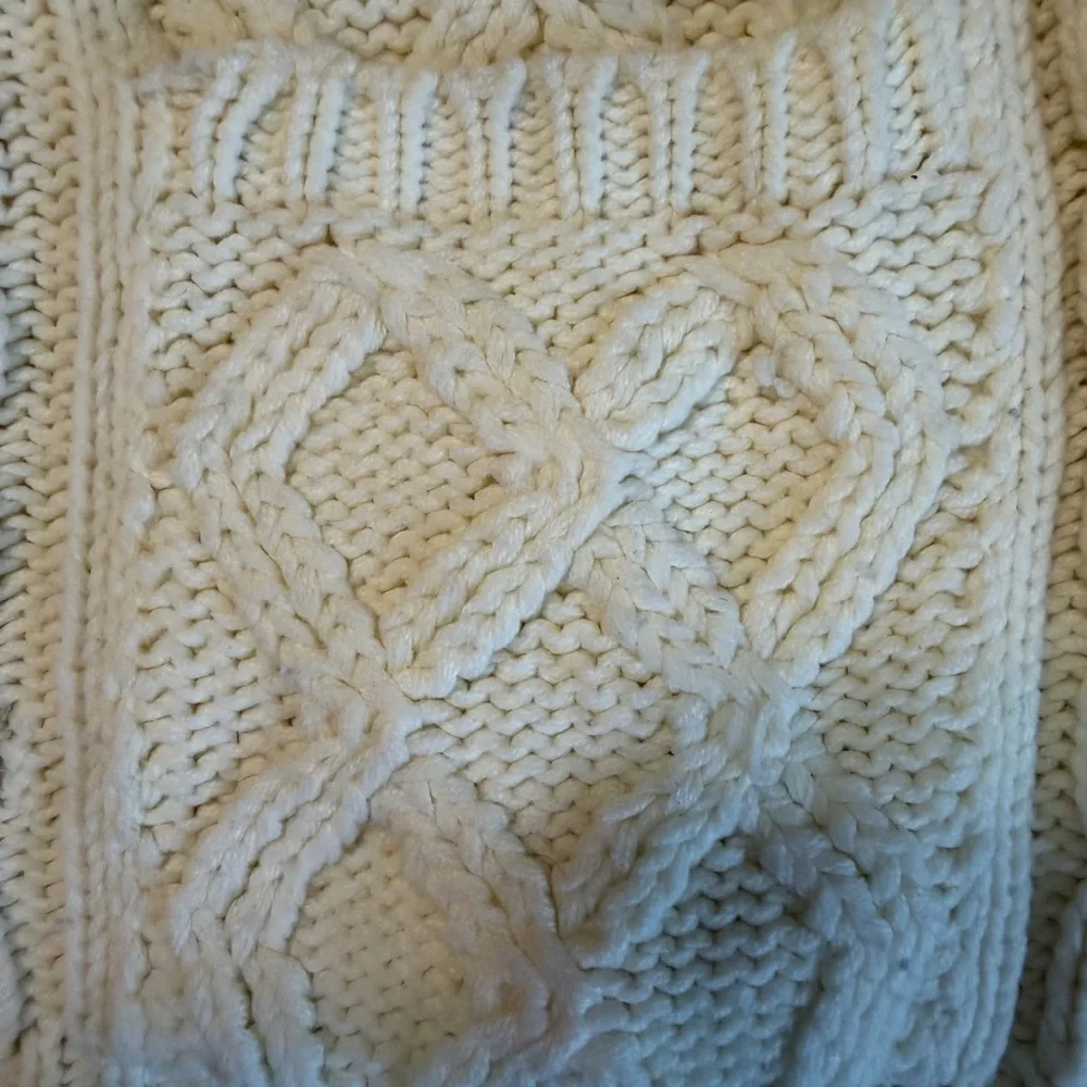 Vintage Macy's Ivory Cable Knit Cardigan Sweater grandma core - Picture 7 of 9